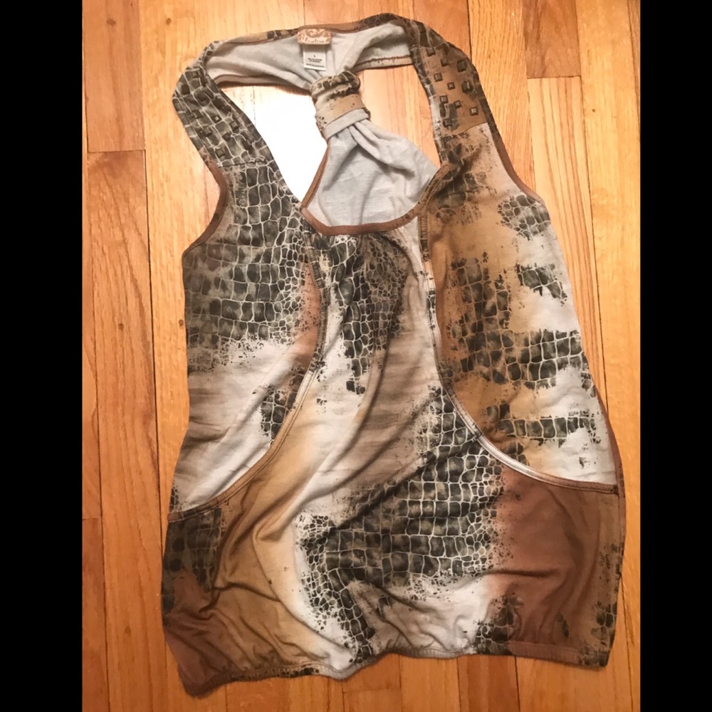 🔥🔥BUCKLE: Printed Bronze and Gold Top!